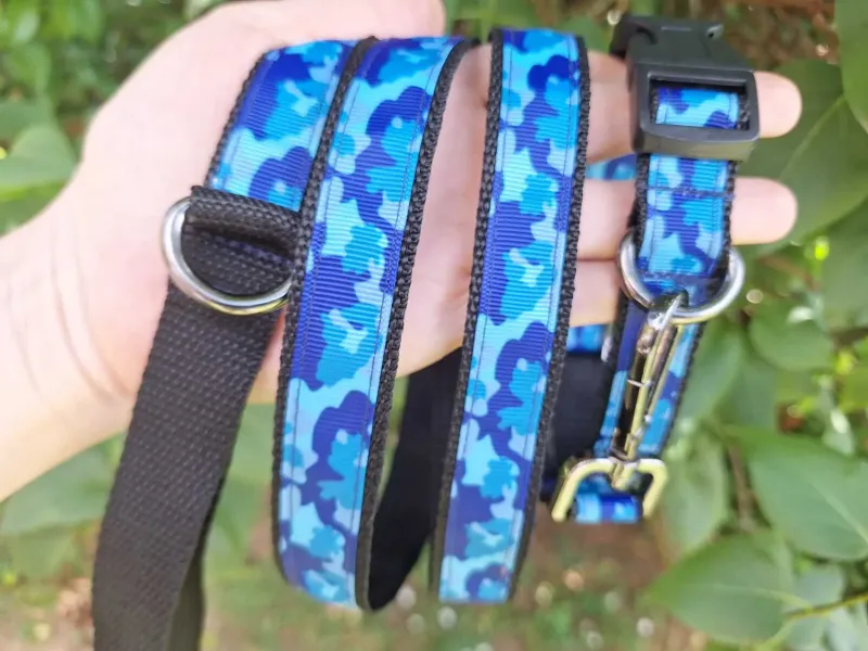 Kék terepmintás nyakörv Kék terepmintás nyakörv