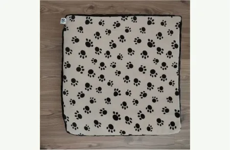 Barna tappancs mintás fekhely