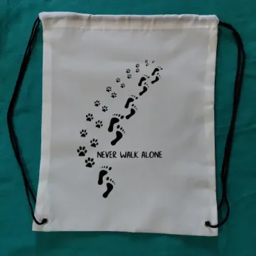 "Soha ne sétálj egyedül" tornazsák