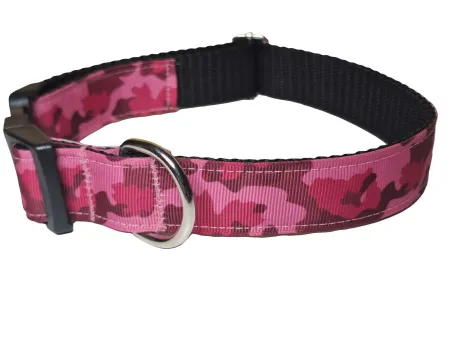 Rózsaszín terepmintás nyakörv és póráz
